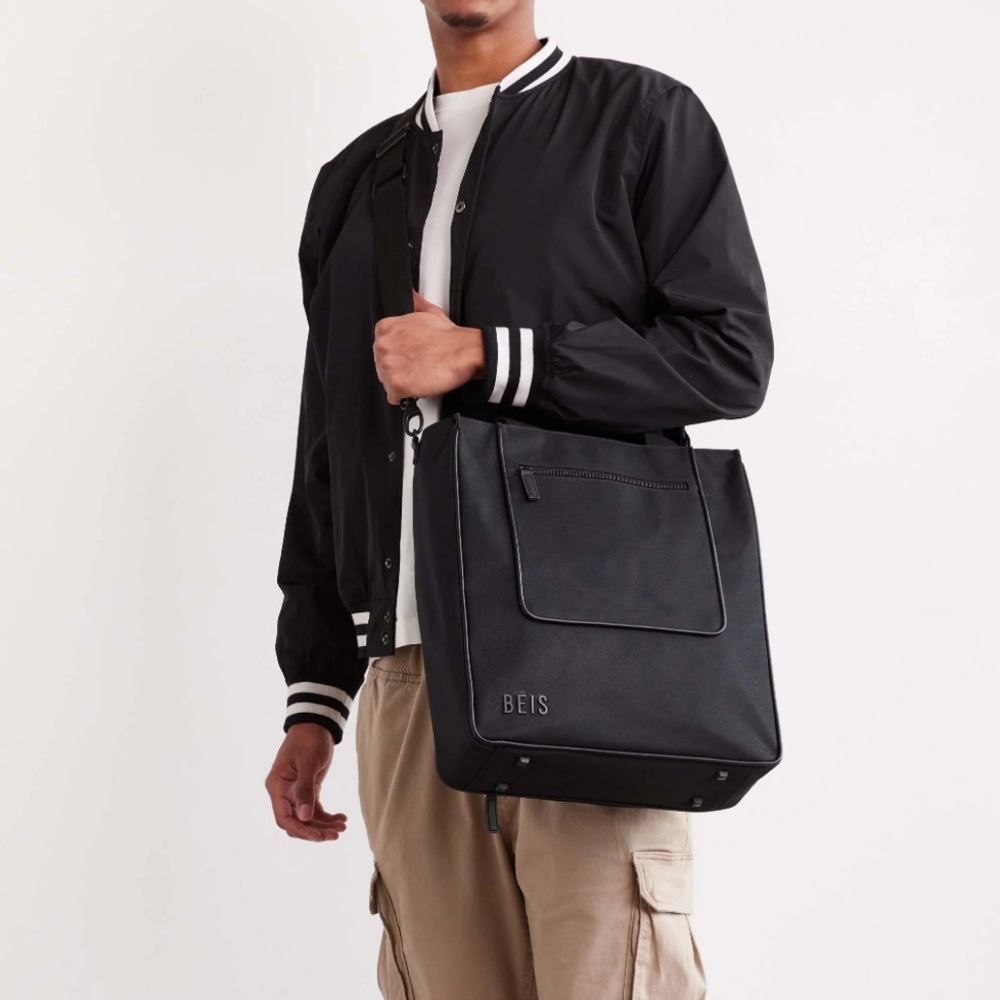 Beis north to south tote